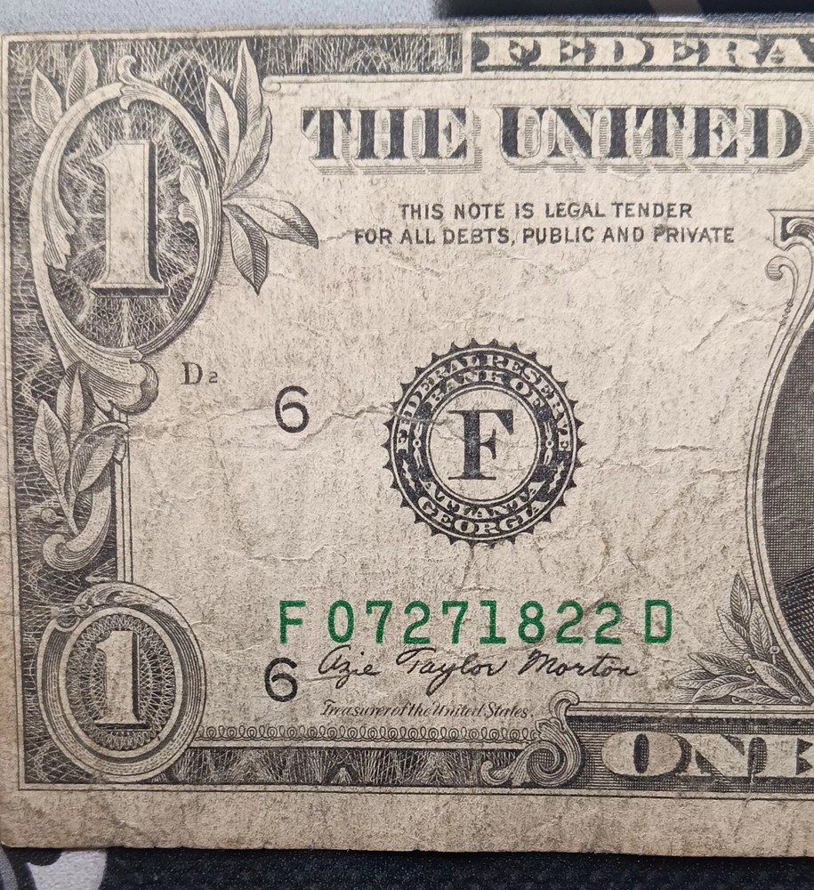 $ 1977 -dollar bill ERROR cut Wrong Off center Very cool Check it out🤔🤗😎