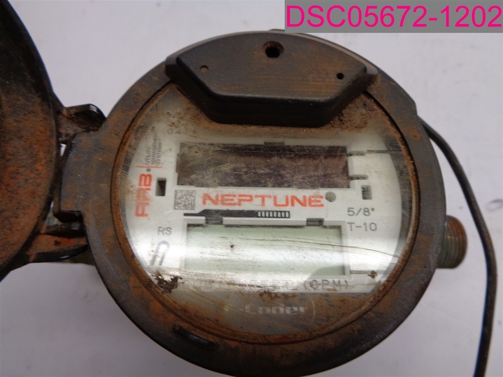 NEPTUNE E-Coder 5/8" T-10 Direct Read Water Meter NSF61