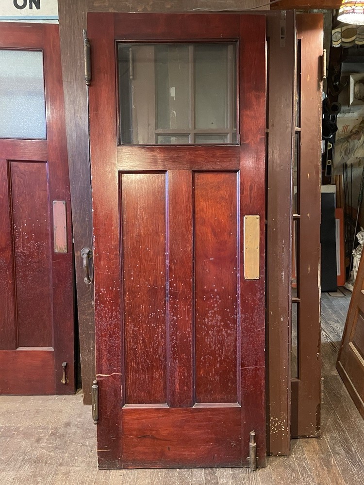 Swinging pantry or kitchen door