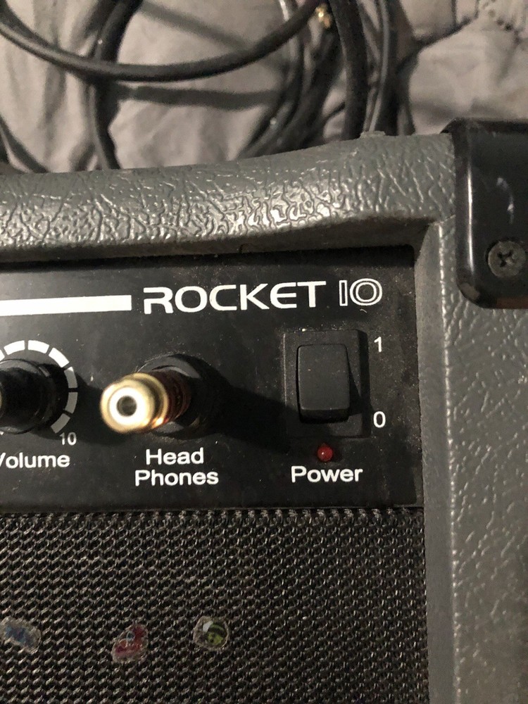 Rocket 10 Lead Amplifier - Grey - used (some cables in listing)