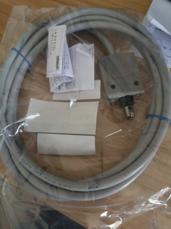 1PCS For LIMIT SWITCH - D4C-1633 D4C1633