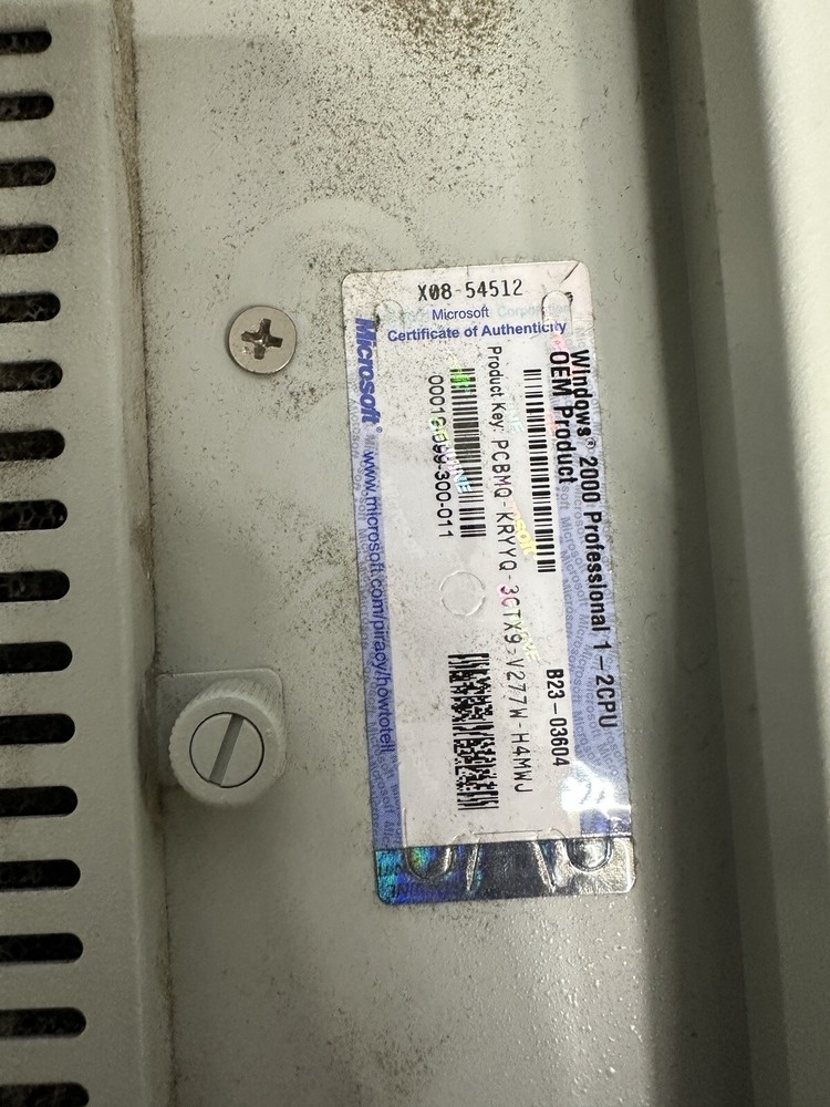 InnLine 2020 Windows® 2000 Professional 1- 2CPU OEM Product