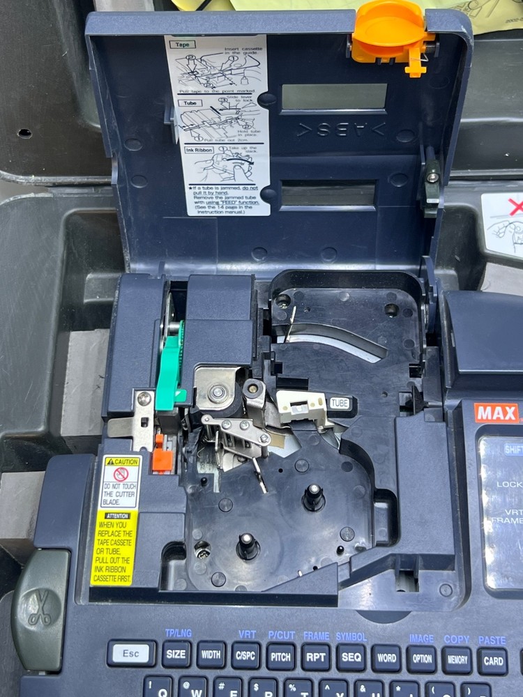Max LM-370A Letatwin Electronic Lettering Machine