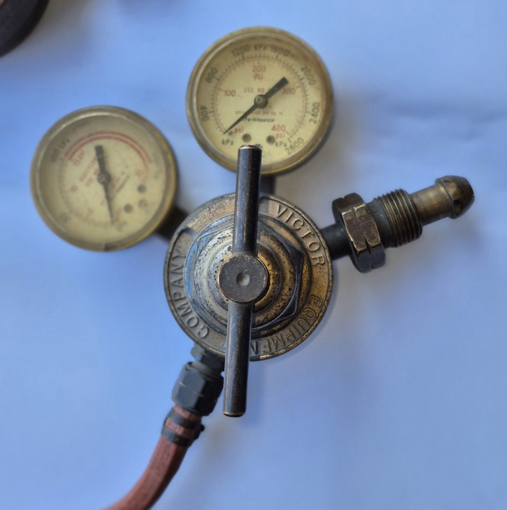 Victor Oxygen Acetylene Gage Set With Hoses
