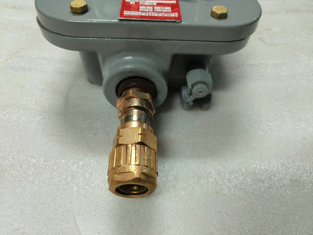 Allen-Bradley 609-BHW MANUAL STARTER