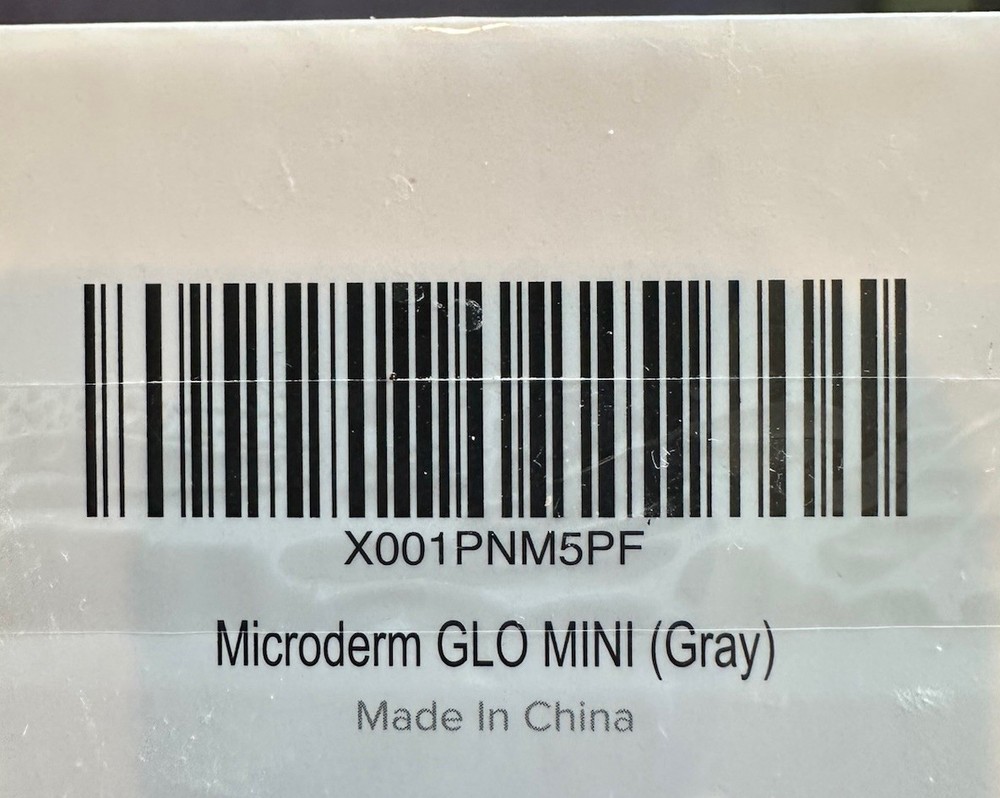 Microderm GLO Mini Device NIB Dermatologist Recommended