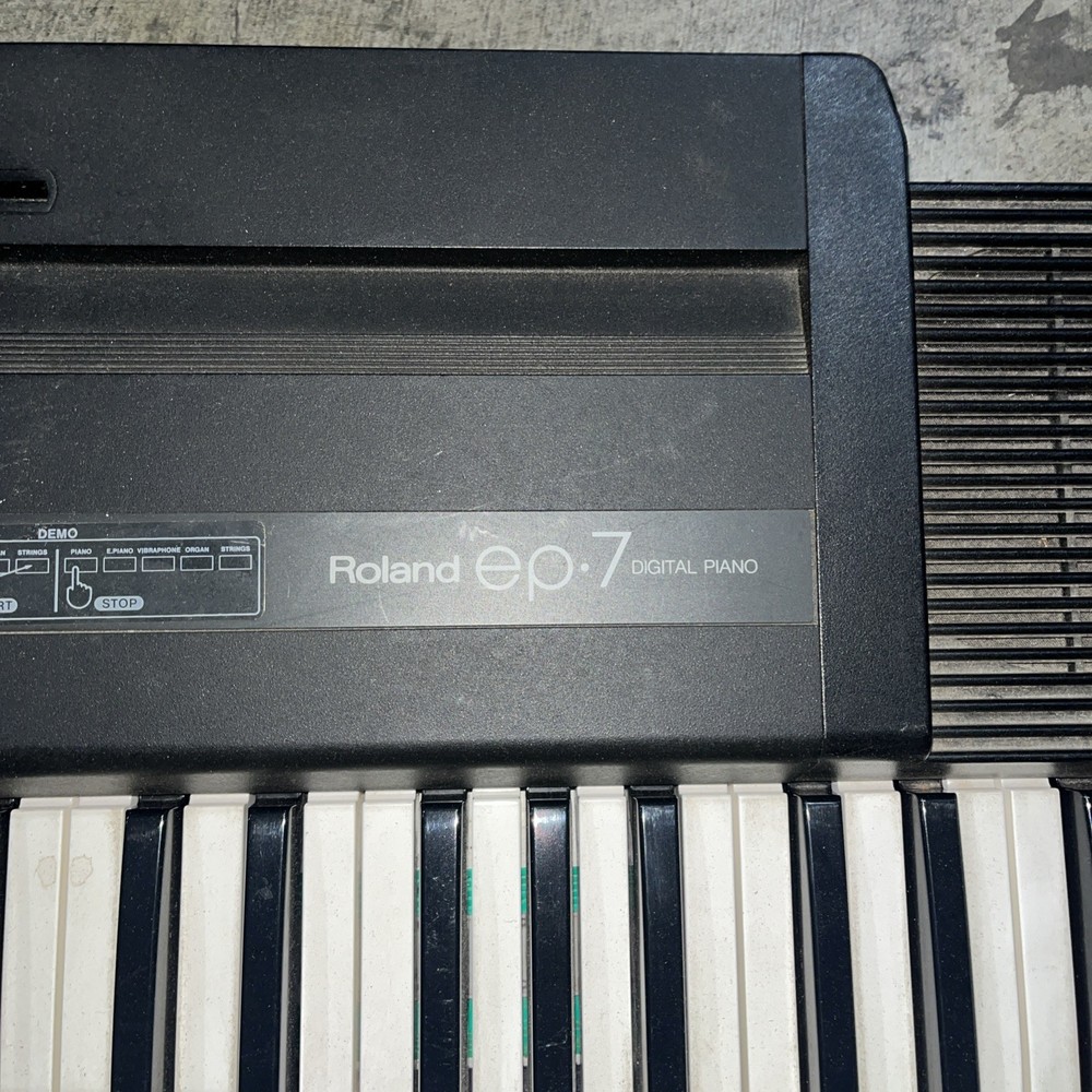 ROLAND EP.7 DIGITAL PIANO
