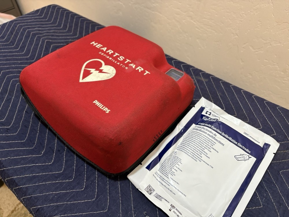Phillips Heartstart FR2+ Defibrillator