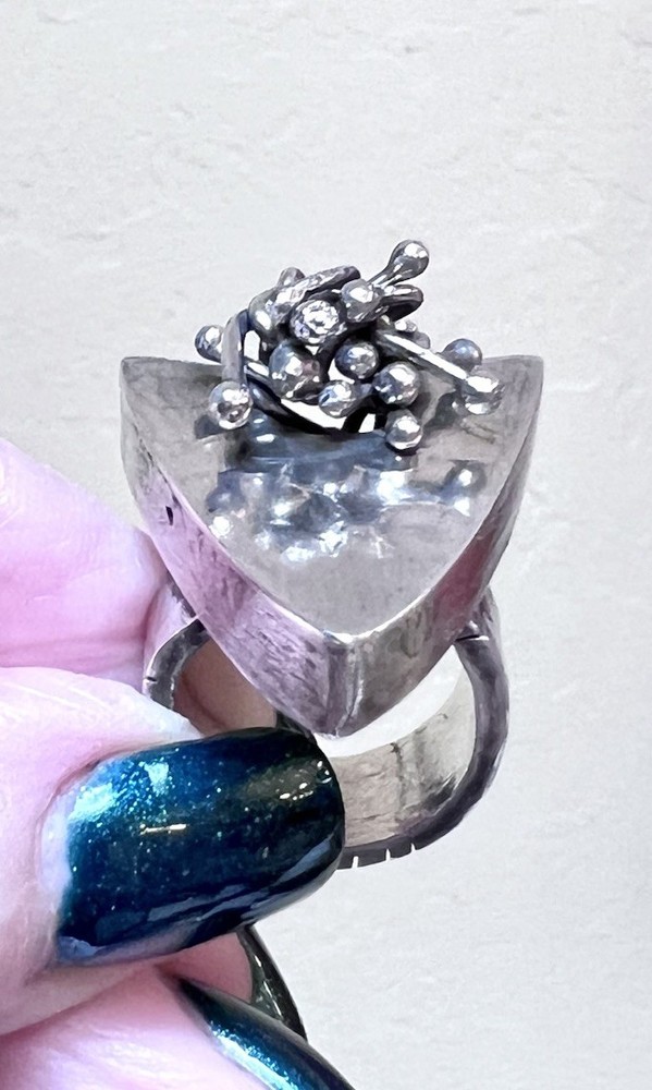 LOVELY Sterling Silver Artisan Large Textured, Articulated Triangular Ring