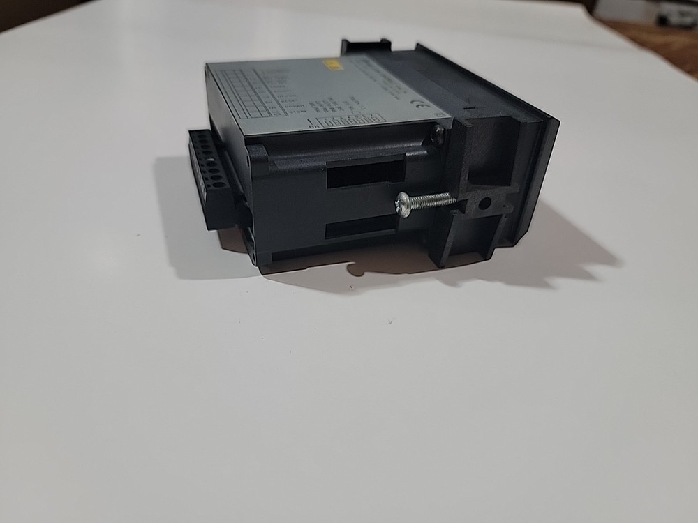 Red Lion APLT0800 Totalizer Counter