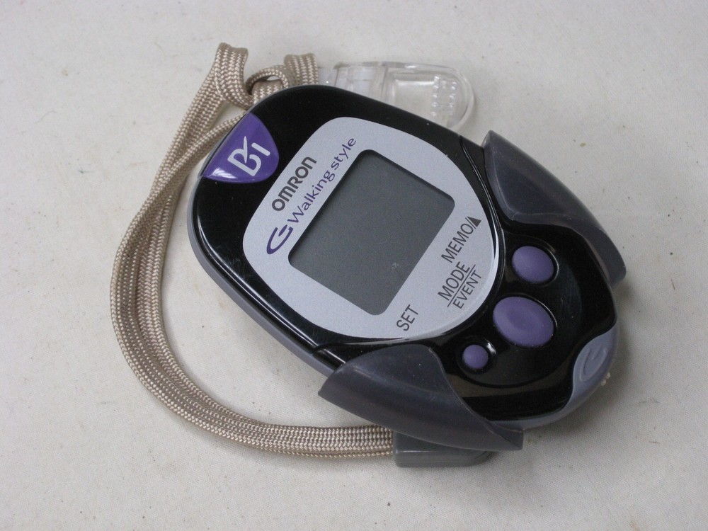 OMRON Walking style HJ-720IT pocket pedometer digital walking meter*