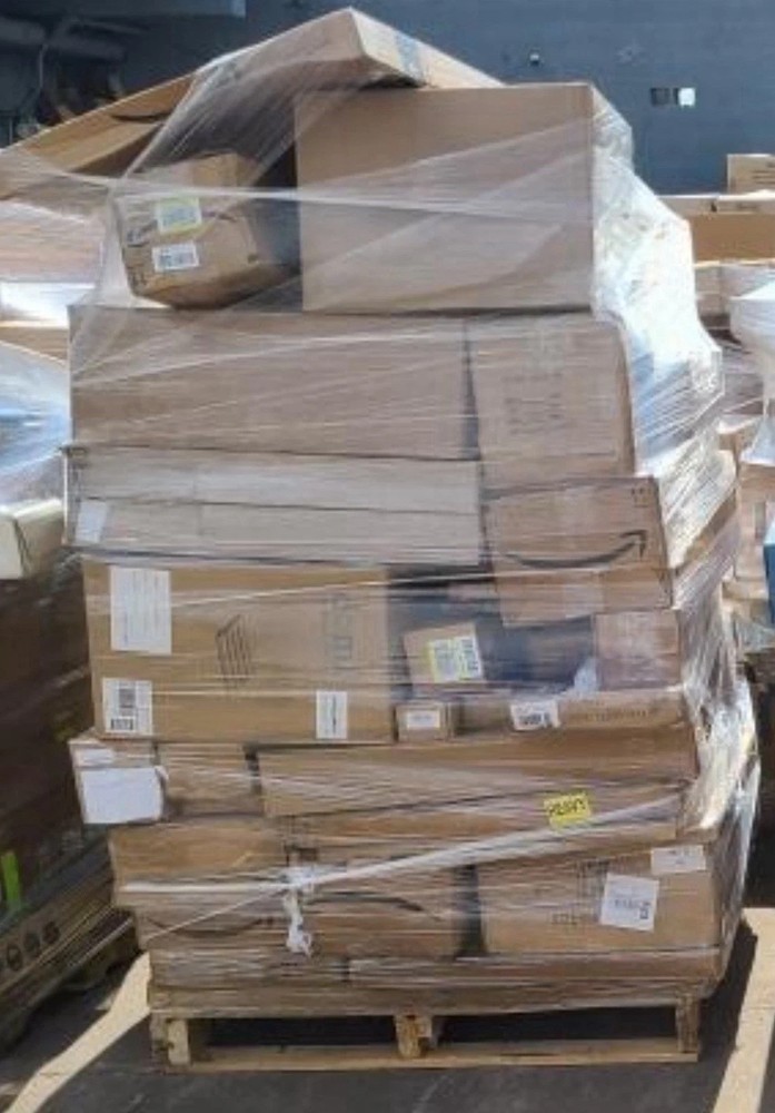 Deal Hunter Box 🔥 Mystery Liquidation Bundle