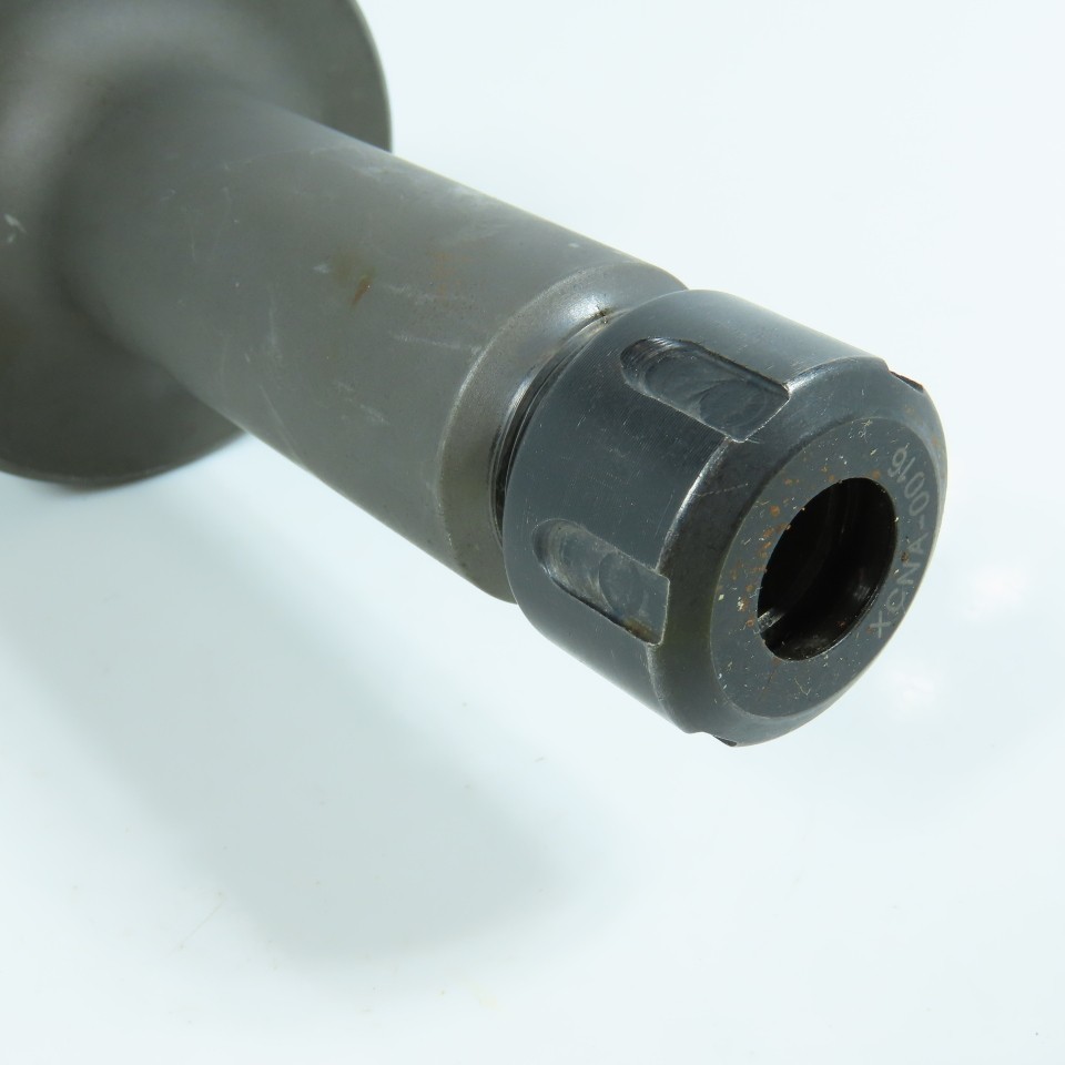 Command B4C5-0016 BT40 ER16 Collet Chuck Tool Holder 2-1/2" Projection