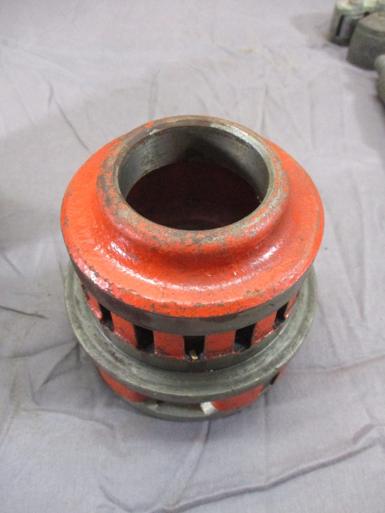 Ridgid 2" to 1/2" 12-R Pipe Threading Tool Threader 5 Die Set Handle & Cutter