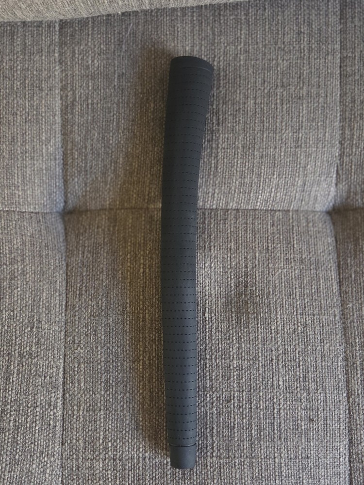 USED Professional pull black Pistolini Putter Grip
