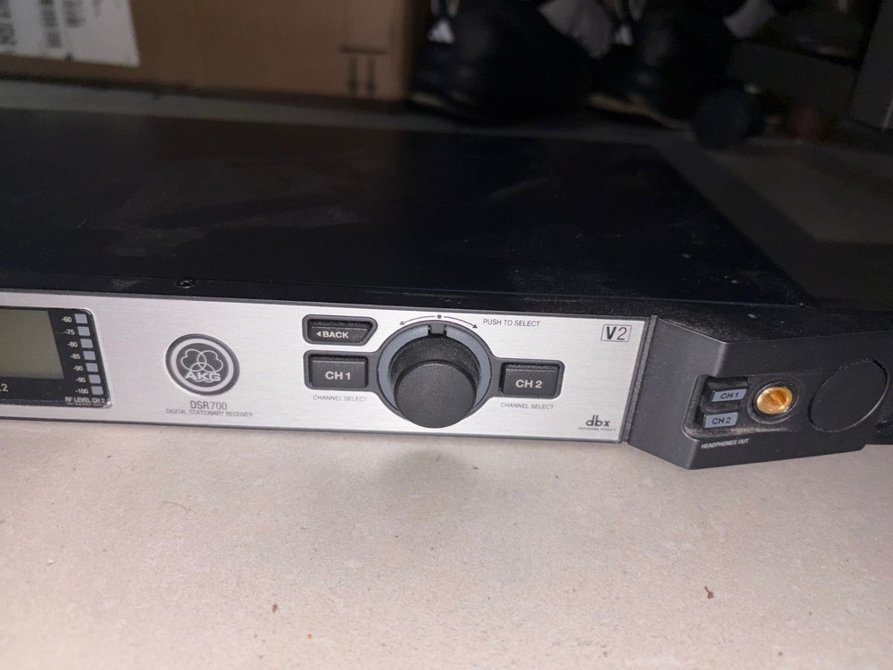 AKG DSR700 Digital Wireless Microphone Receiver System