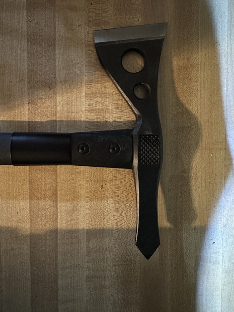 SOG THROWING AXE (B06003387)