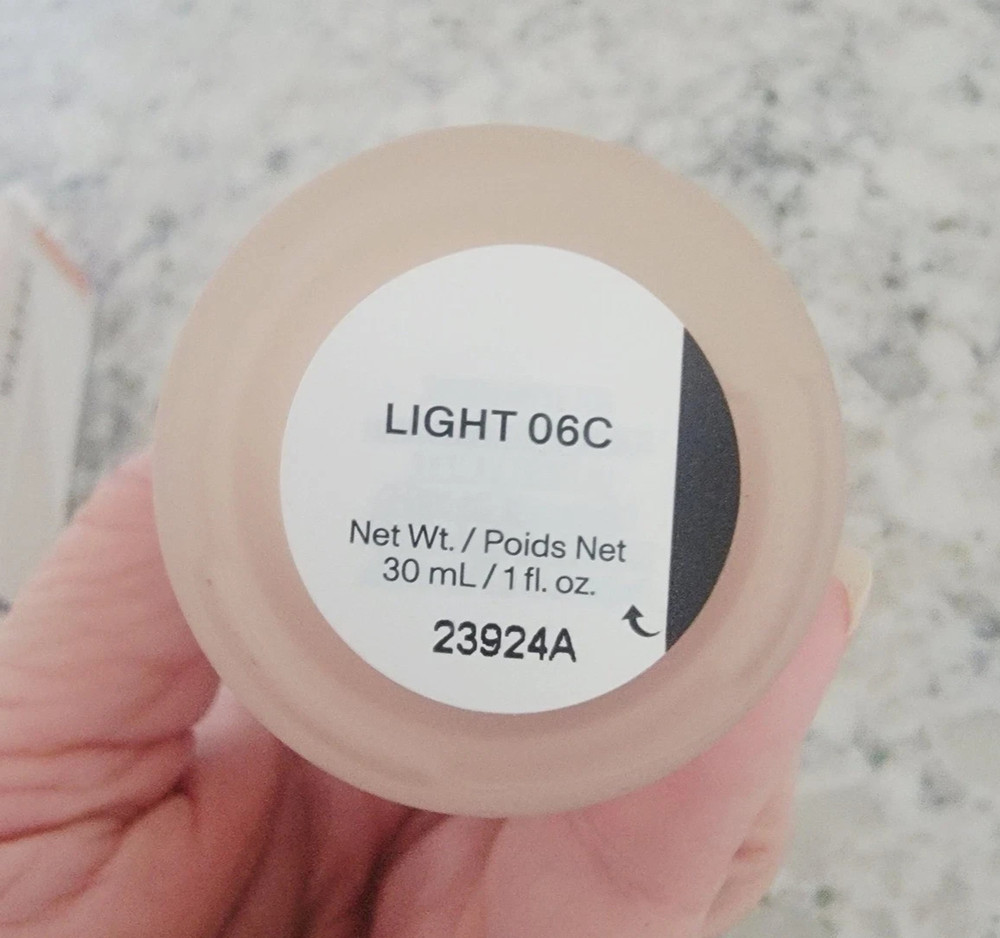 Morphe Lightform Extended Hydration Foundation ~ LIGHT 06C ~ Full Size (1 fl oz)