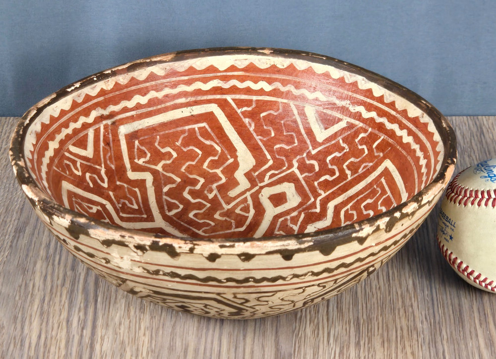 Polychrome Shipibo Conibo pottery bowl Made in Peru Amazon tribal pattern 9.25"