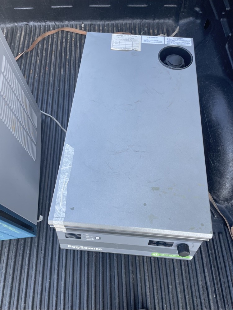 POLY SCIENCE WHISPER COOL ENVIRONMENTAL CONTROL CIRCULATING CHILLER MODEl 772046