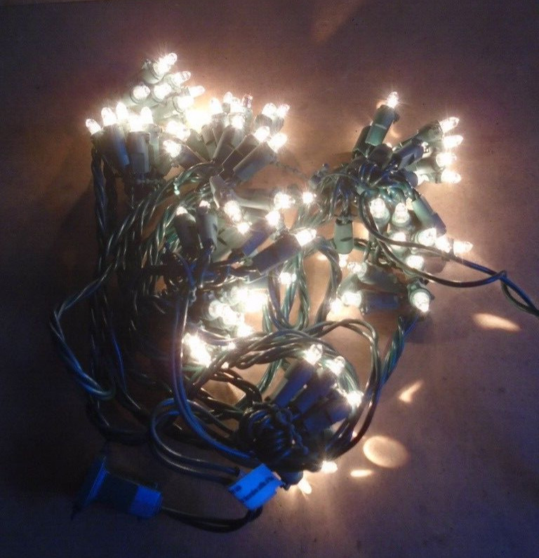 100 Ultra Burst Cluster Light Set Plug-In Clear Green Wire (2-boxes)
