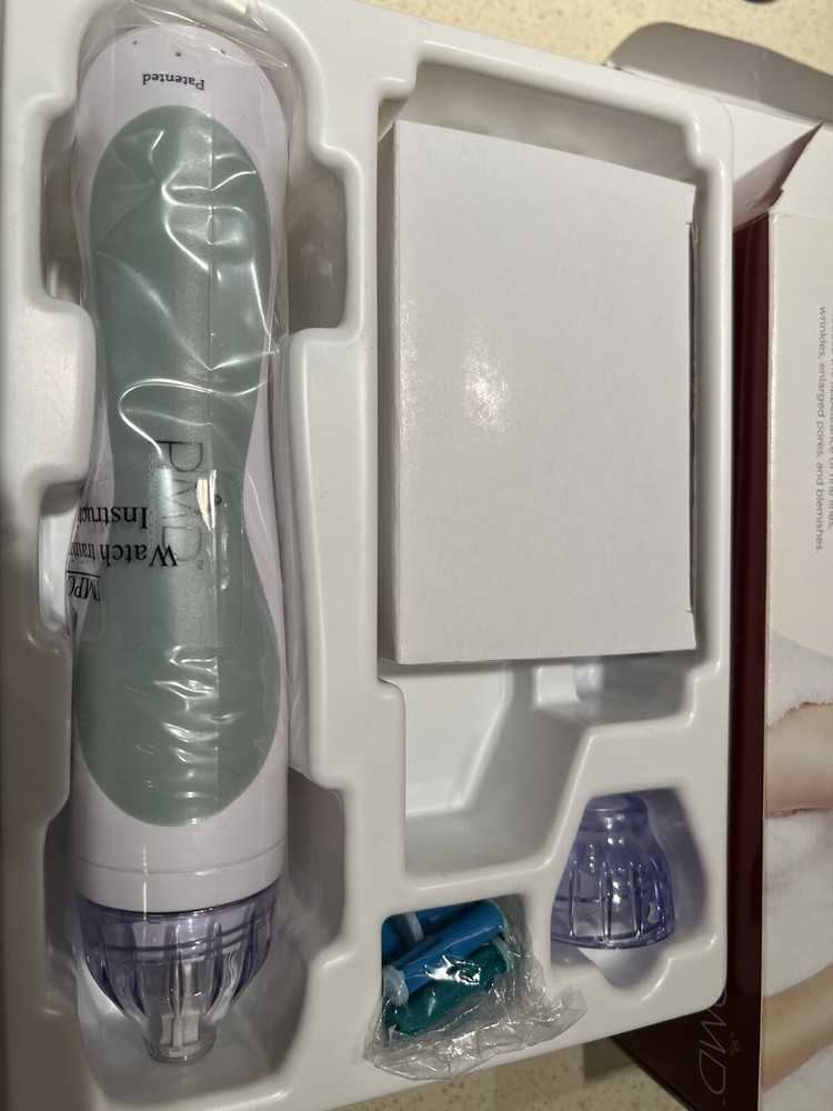 PMD Personal Microderm Microdermabrasion Machine with Kit