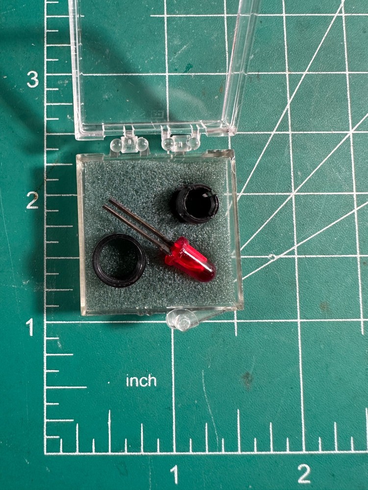 Sprague ED123 L-513-2 Red Lamp Indicator