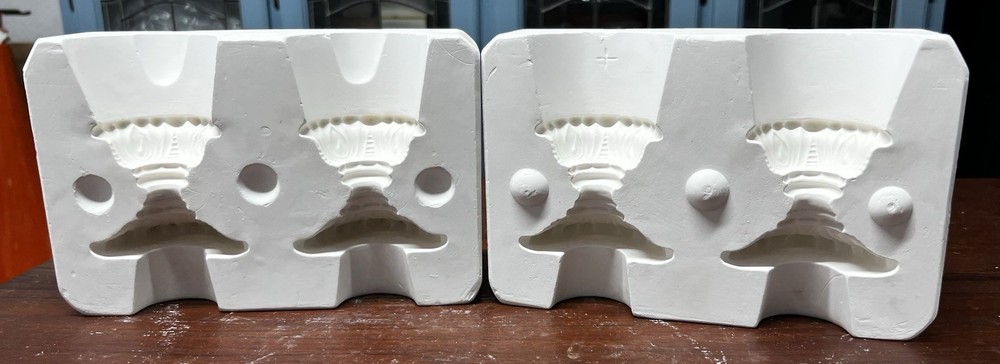 Vintage Byron Mold #BH 1131 Egg Stand
