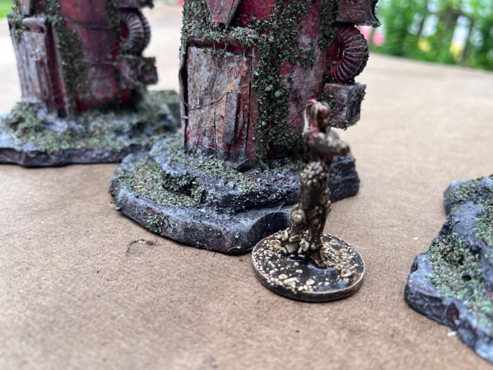 Sci-Fi Terrain pieces .16 – Tabletop Gaming scratch built.