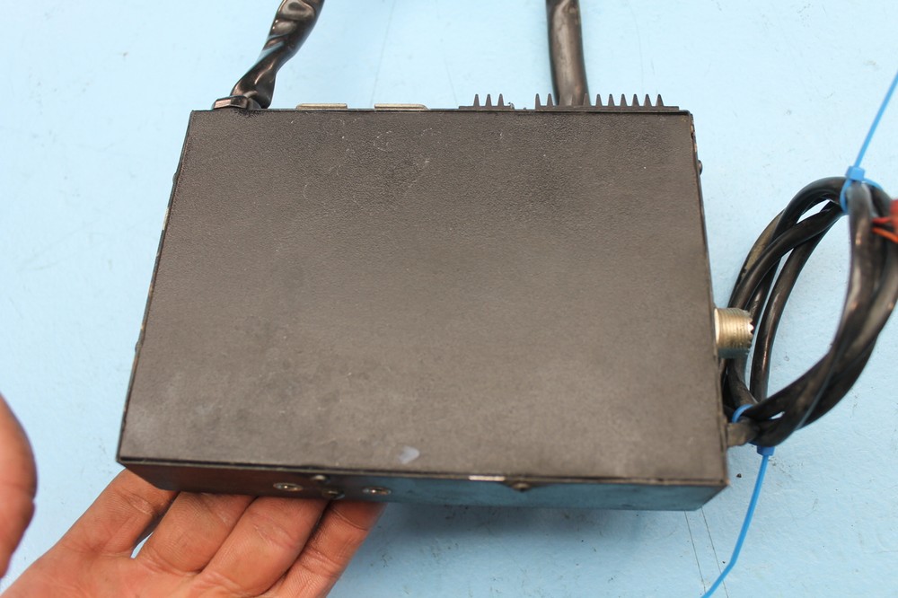 932 96 HARLEY-DAVIDSON ELECTRA GLIDE CB RADIO MODULE UNIT BOX