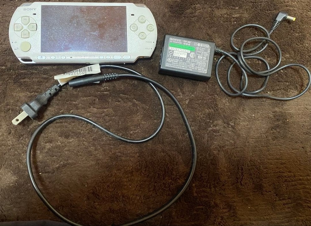 PSP Psp Psp-3000 White With Winning Eleven Japan