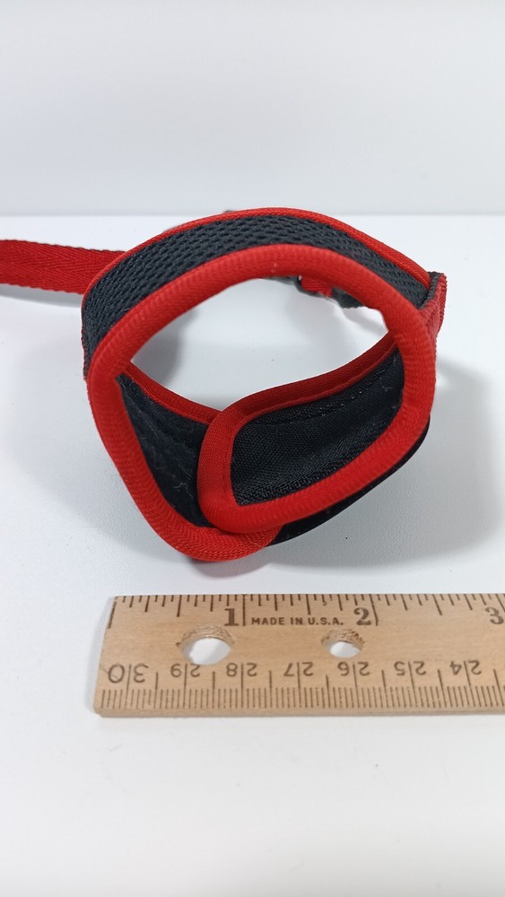 Lucky Paw Adjustable Comfortable Mesh Muzzle Black Red Size Small Dog