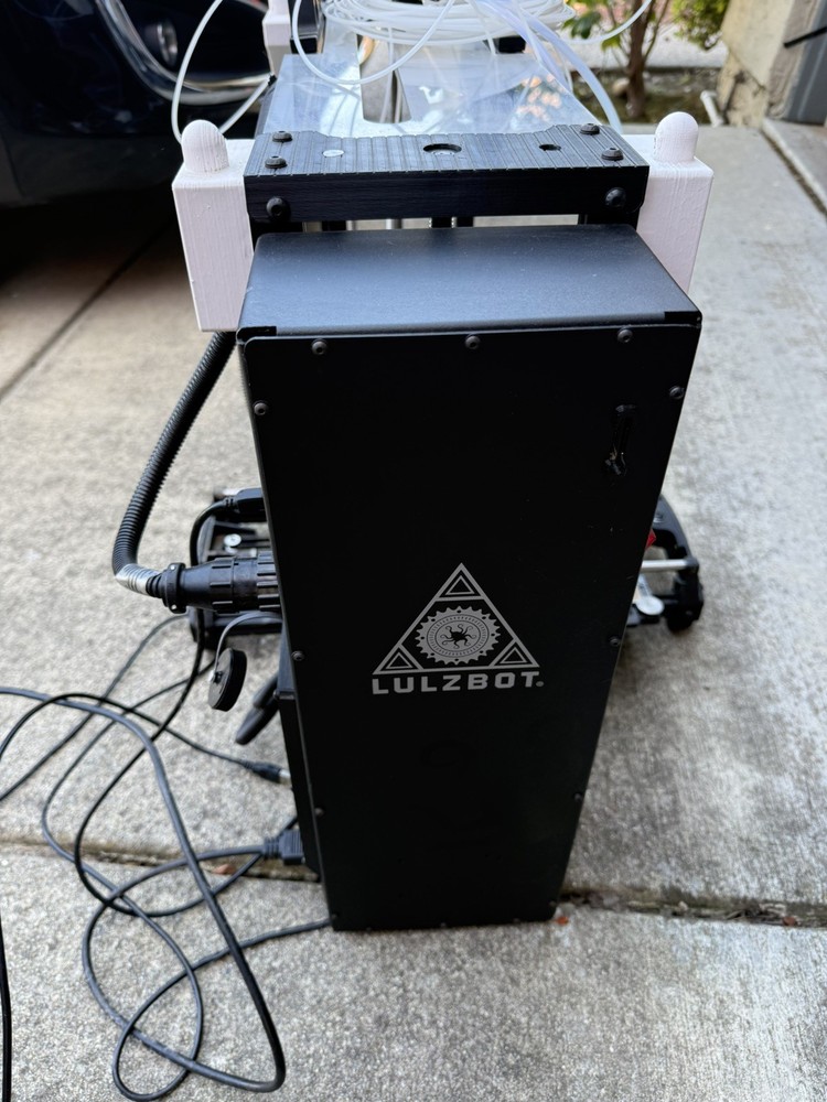 LulzBot TAZ 6 3D Printer - Powers On, Original Toolhead, Used