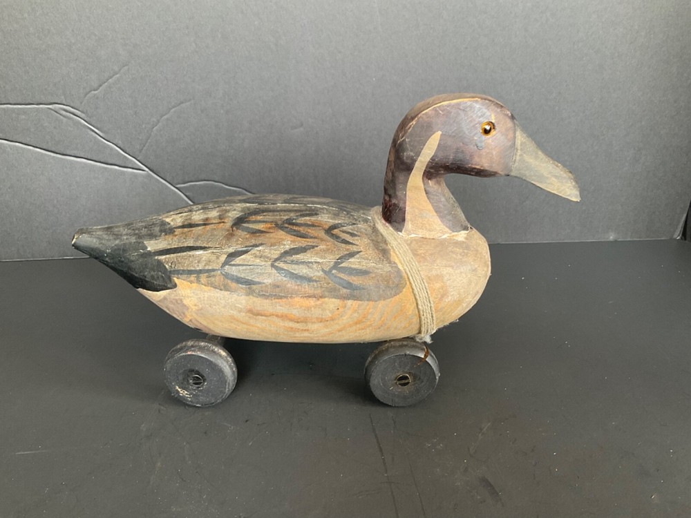 Vintage Solid Wood Decoy Duck Pull Toy