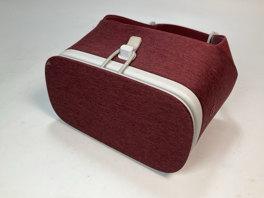 Google Daydream View VR Headset - with Remote