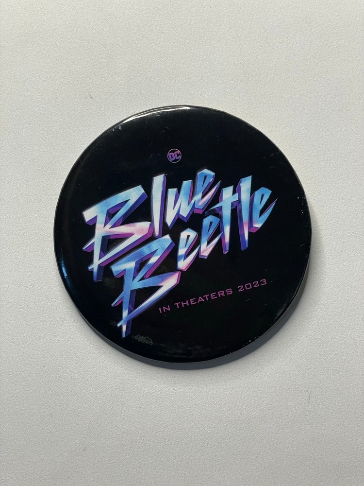 Warner Bros™️ DC Blue Beetle Pin 3 in