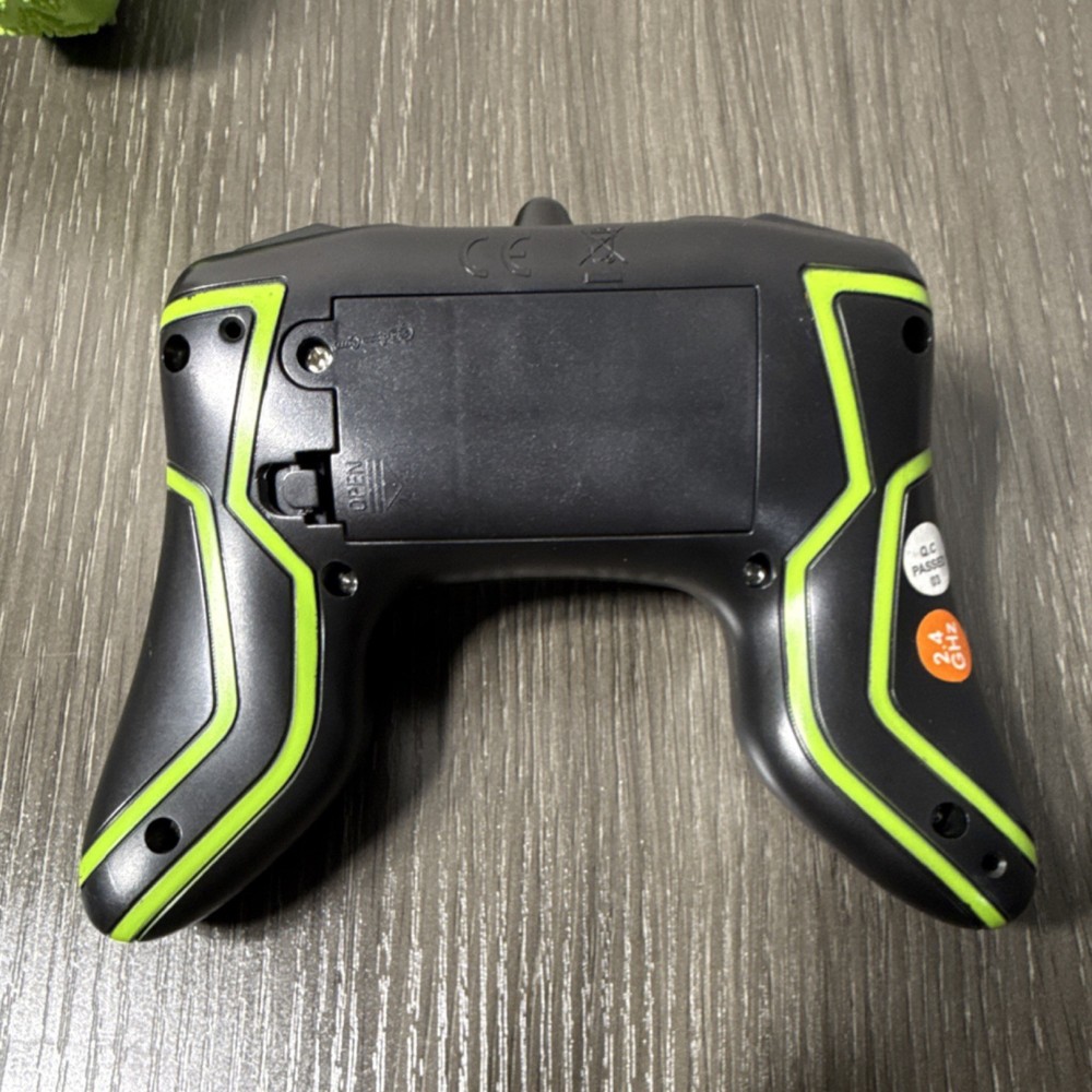 Green and Black Remote Control Stunt Car with 2.4 GHz Controller, Atomic Design