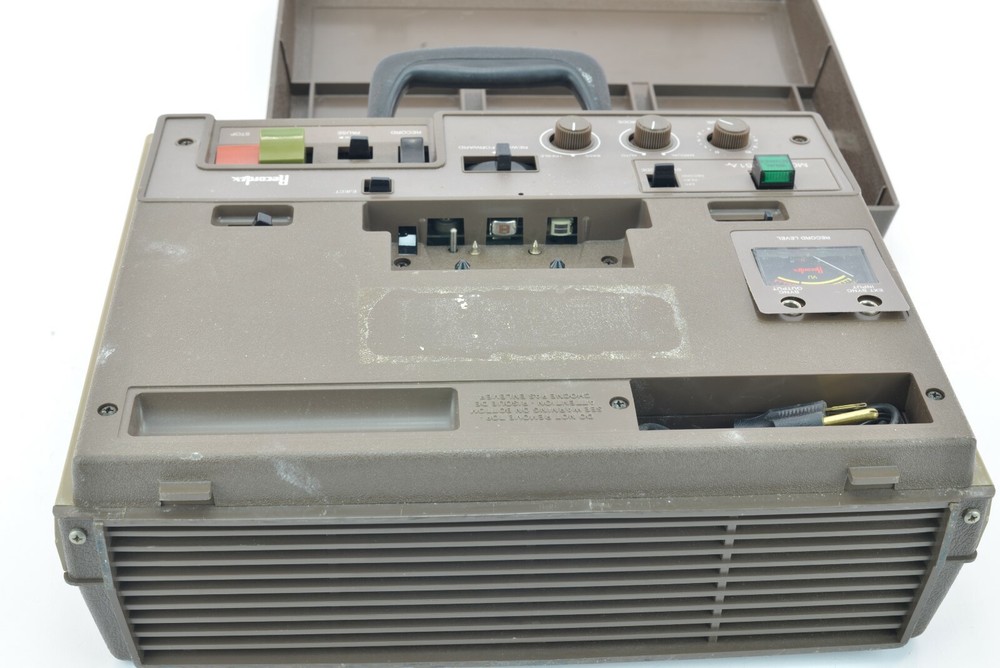 Recordex Cassette Systems Model 2851 Portable Cassette Player