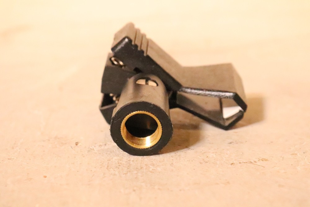 Unbranded Butterfly Style Microphone Clip #3