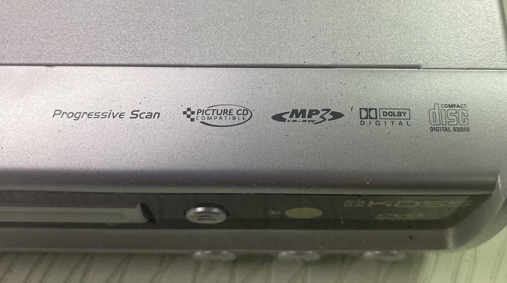 KOSS Dvd Player Progressive Scan KS4110 MP3 NO REMOTE-Tested Working