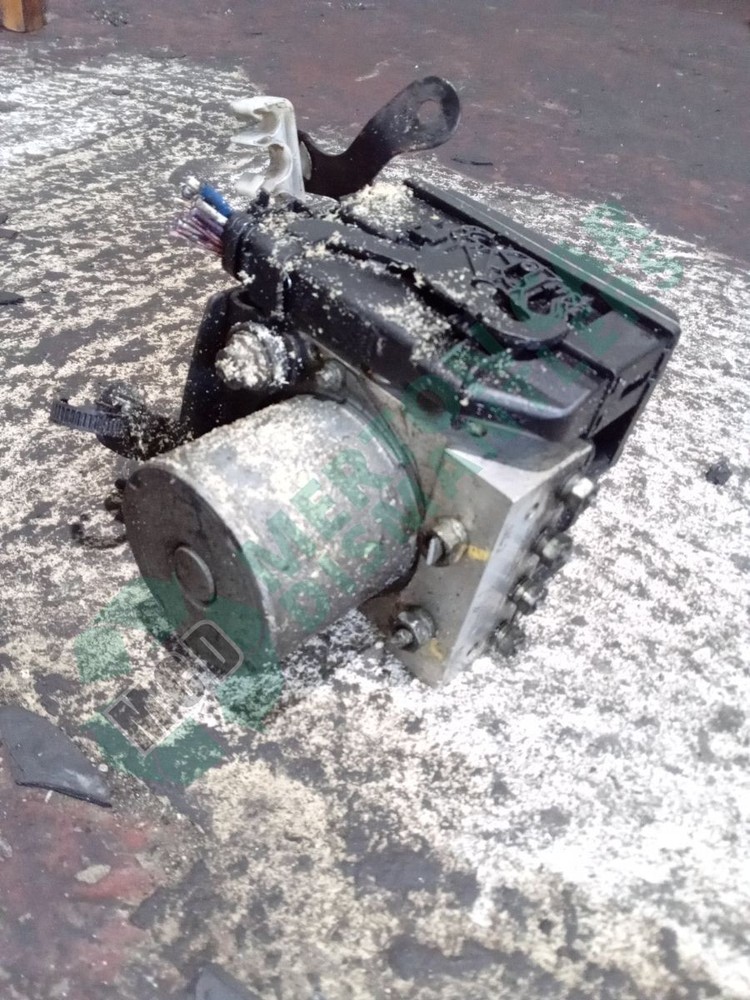 TOYOTA Verso Icon D-4d ABS Pump Module 44540ofo70