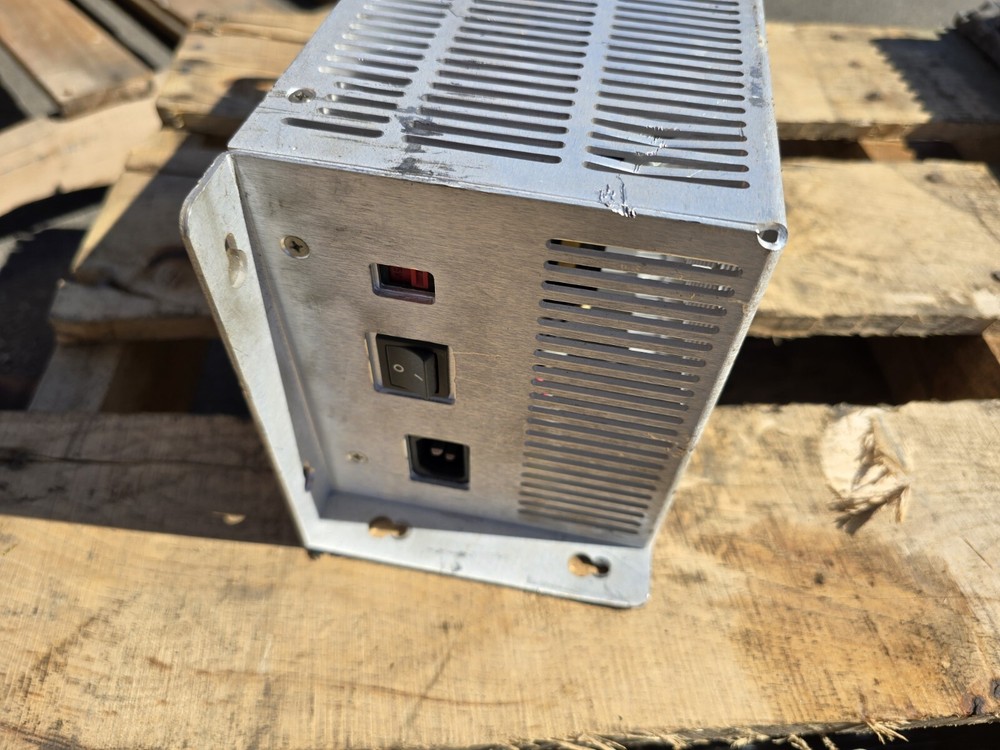 Power-One CP680 DC Power Supply 24 VDC Output