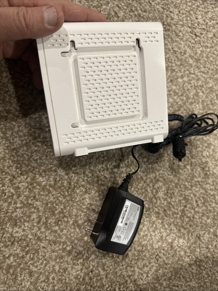 ARRIS SURFboard SB6190 Cable Modem. New Open Box