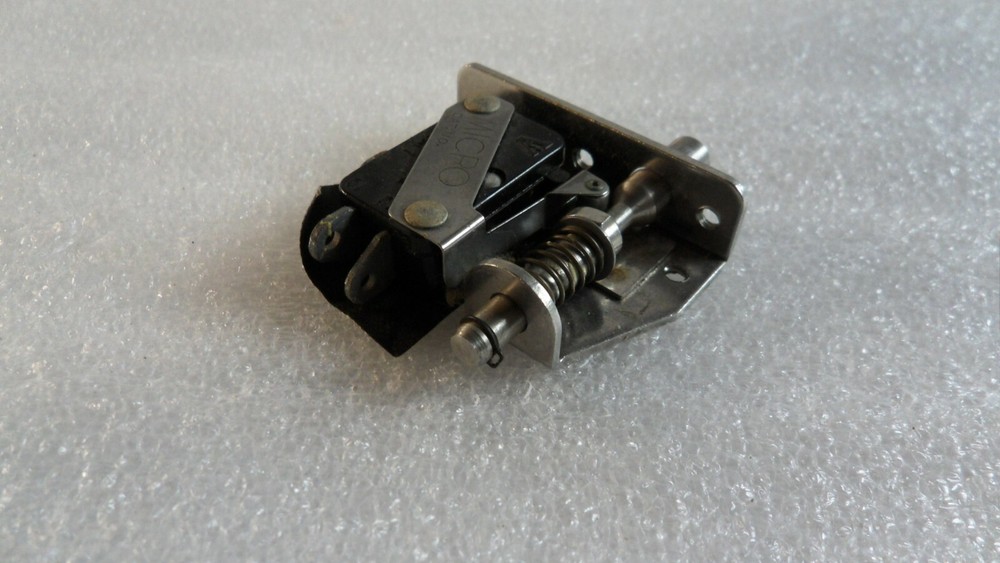 Micro Switch Assembly P/N 3AC2 New