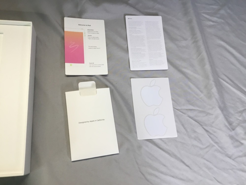 Apple iPad 6Th Generation 128GB Empty Box Only