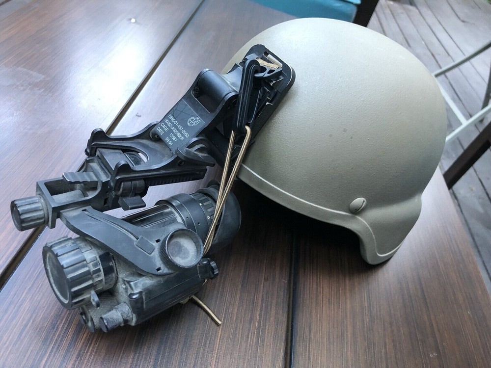 Tactical AN/PVS-14 Night Vision Lanyard System.