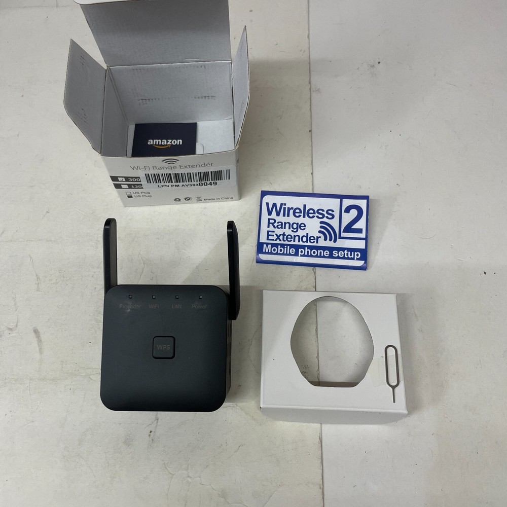 2023 Wifi Repeater Range Extender 300 Mbps- open box item