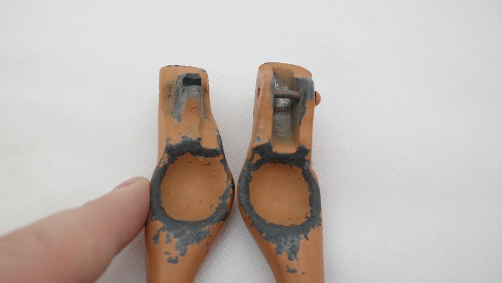 Vintage Adams Niagara Falls Streamlined Legs Nutcracker AE