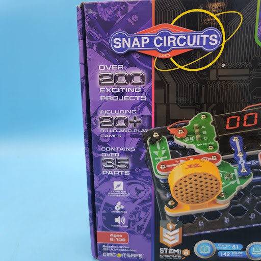 Snap Circuits Arcade Elenco ARCADE STEM Electronics Discovery Kit 200+ Projects