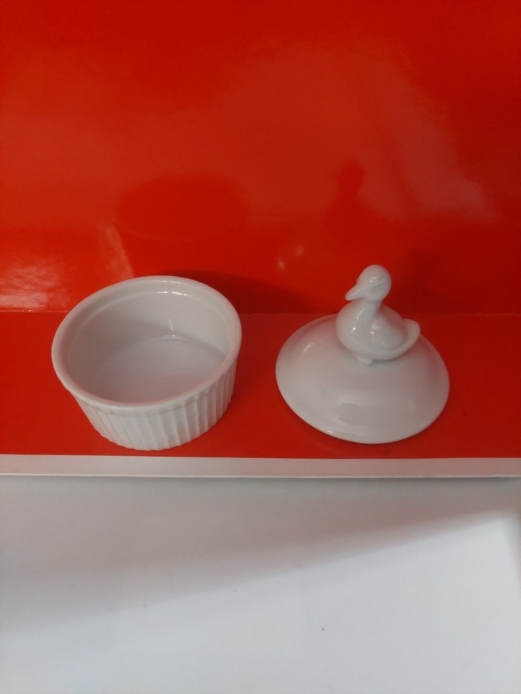 White Duck Ceramic Trinket Box